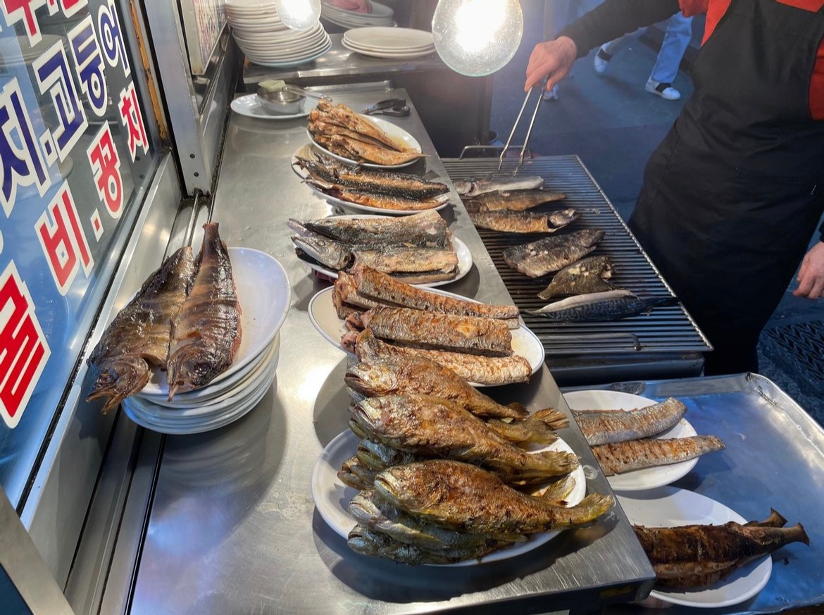 Since 1974, 동대문 생선구이 원조 식당