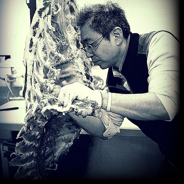 맑게갠날 고용재