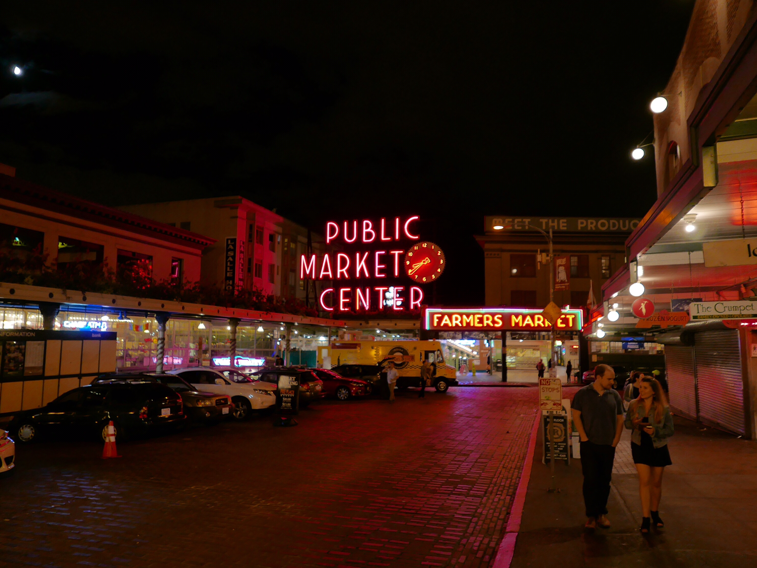 이야기 둘, 파이크 플레이스 마켓.