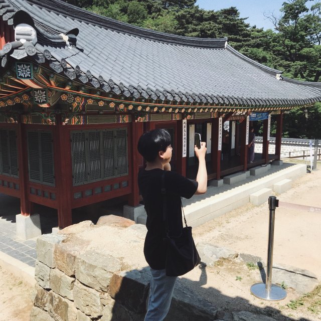 최 지욱