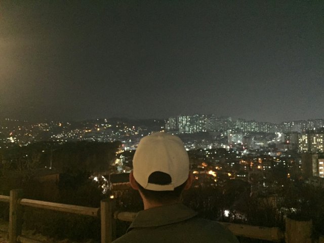 어느 날 올려다본 밤 하늘