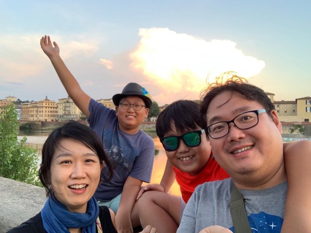 황어지니Leo Eajini Hwang