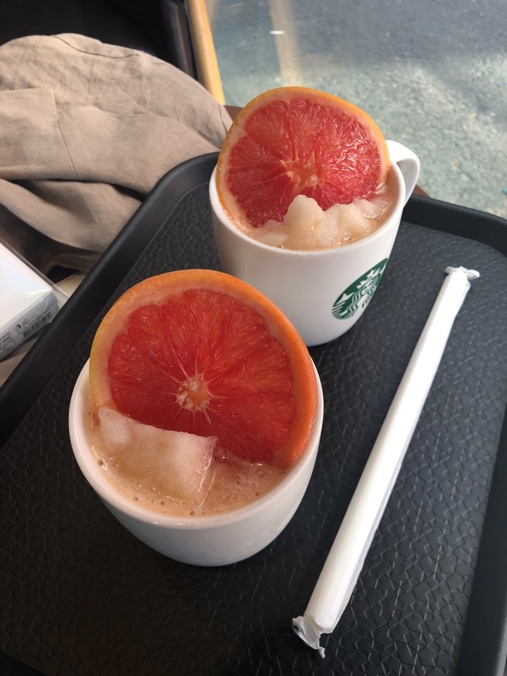 카페소확행 이미지