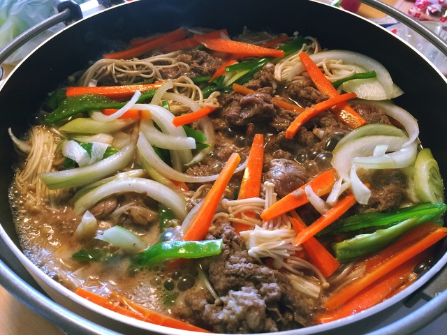 밥은 묵고댕기나