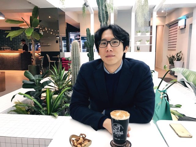 윤진서