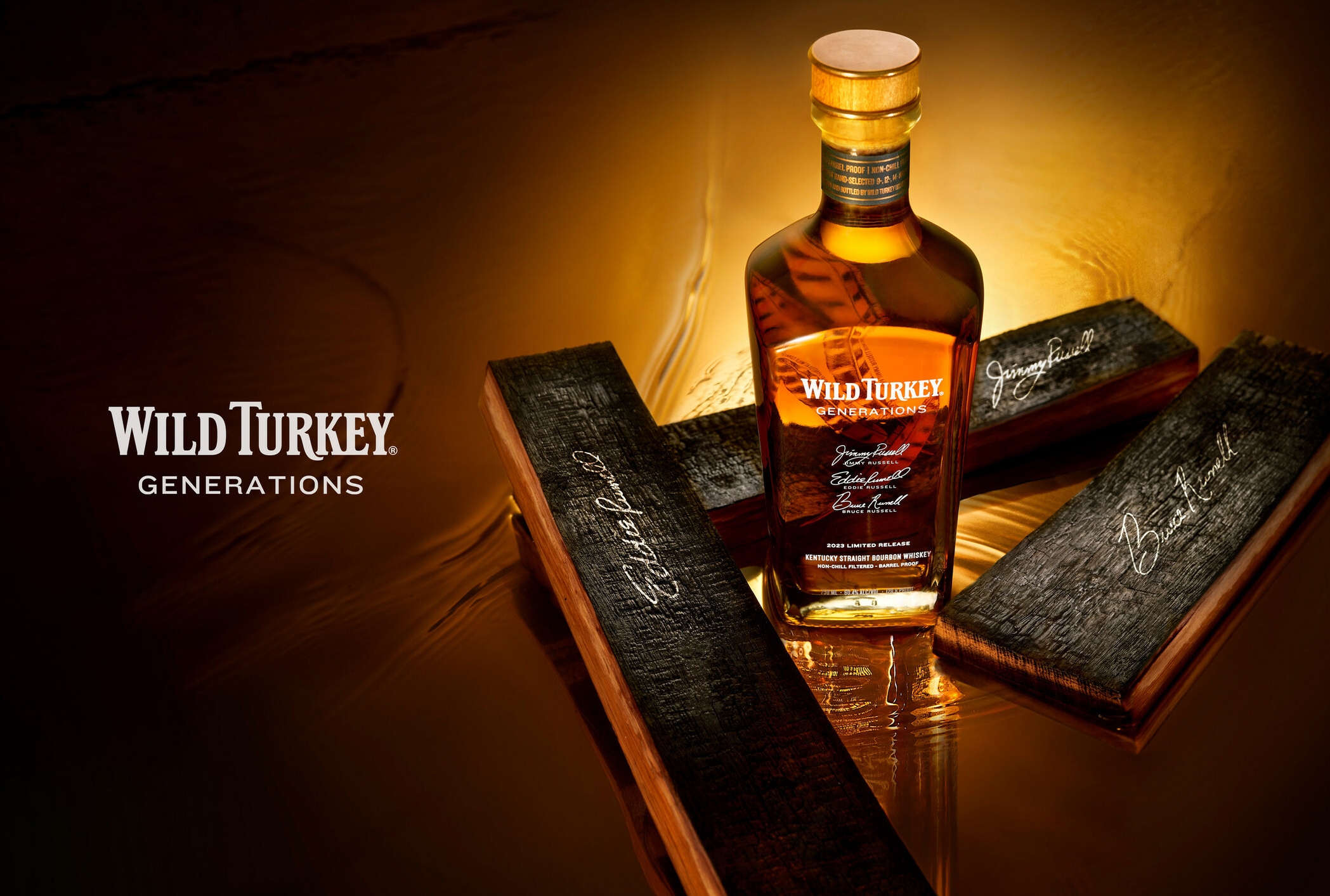 와일드터키의 하이엔드 버번 마스터스 킵의 'Generations' 한정판 보틀 디자인