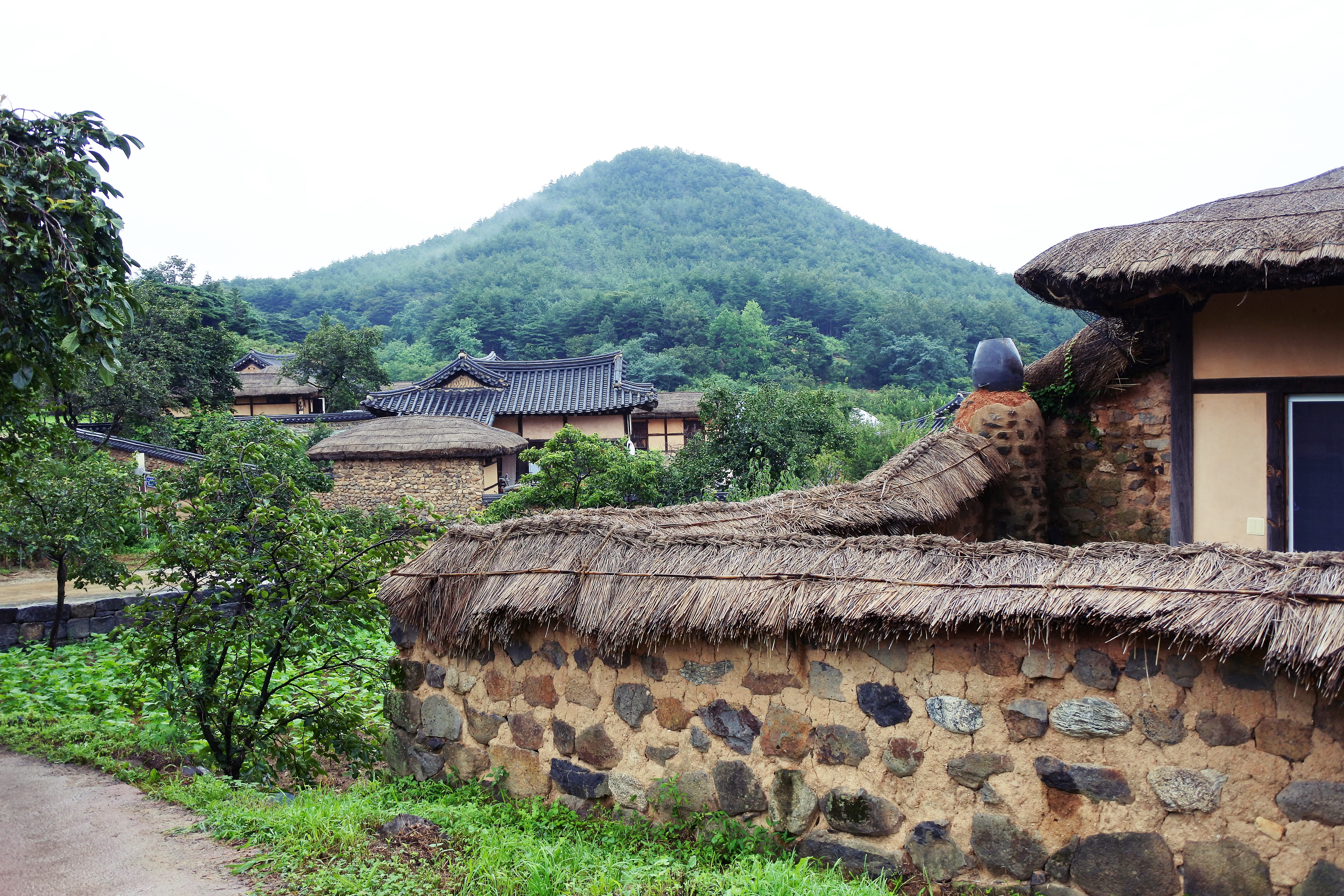 시간이 멈춘 곳, 강원 고성 왕곡마을 - 영화 ‘동...