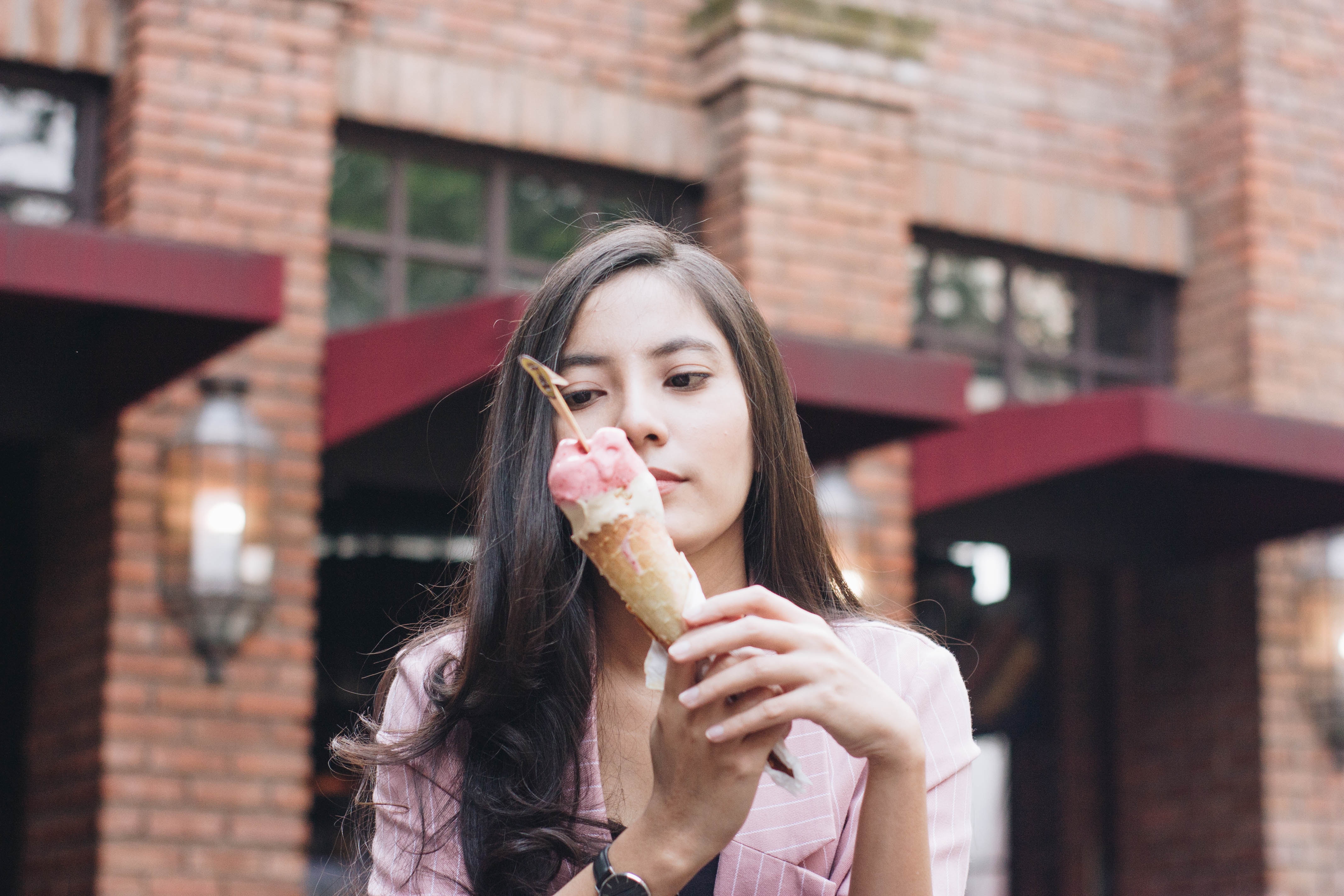 "화웨이 장비 쓰면 美 협력 못한다"…폼페이오, '친