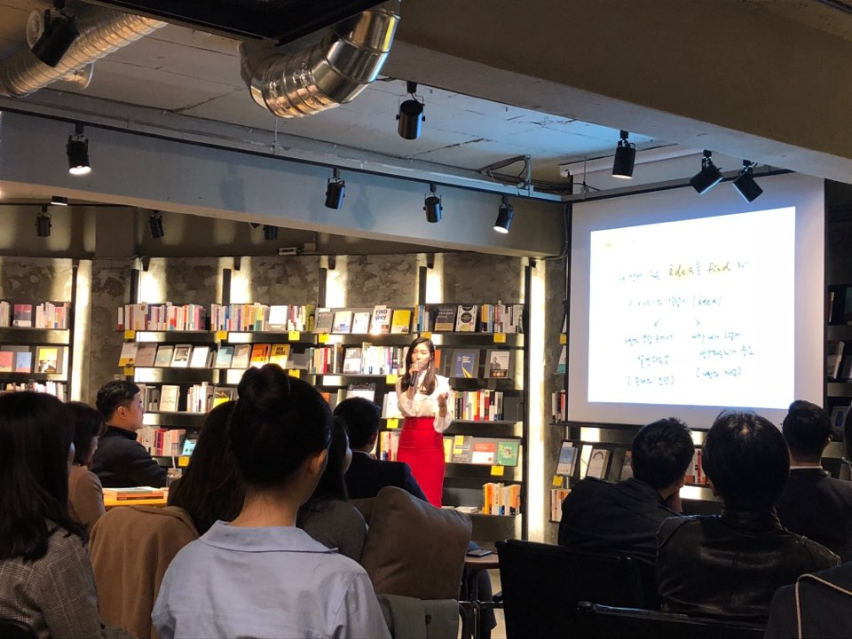 디파지트 이미지