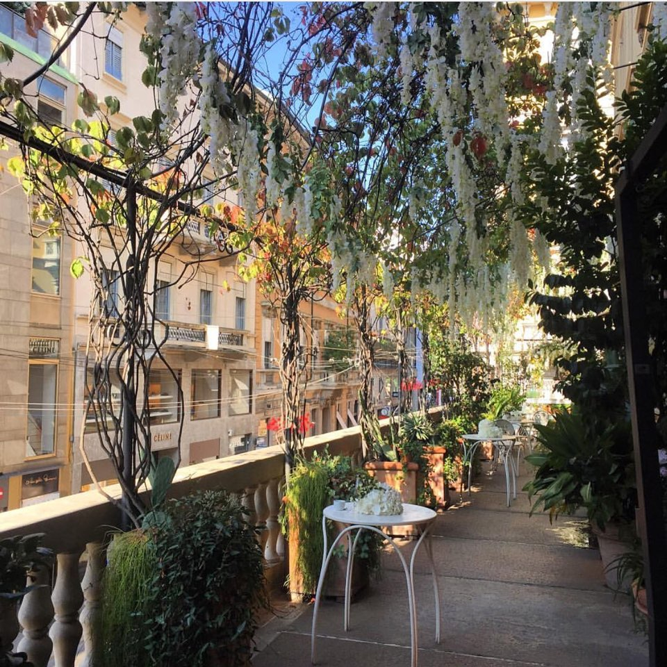 슬라이딩 도어스