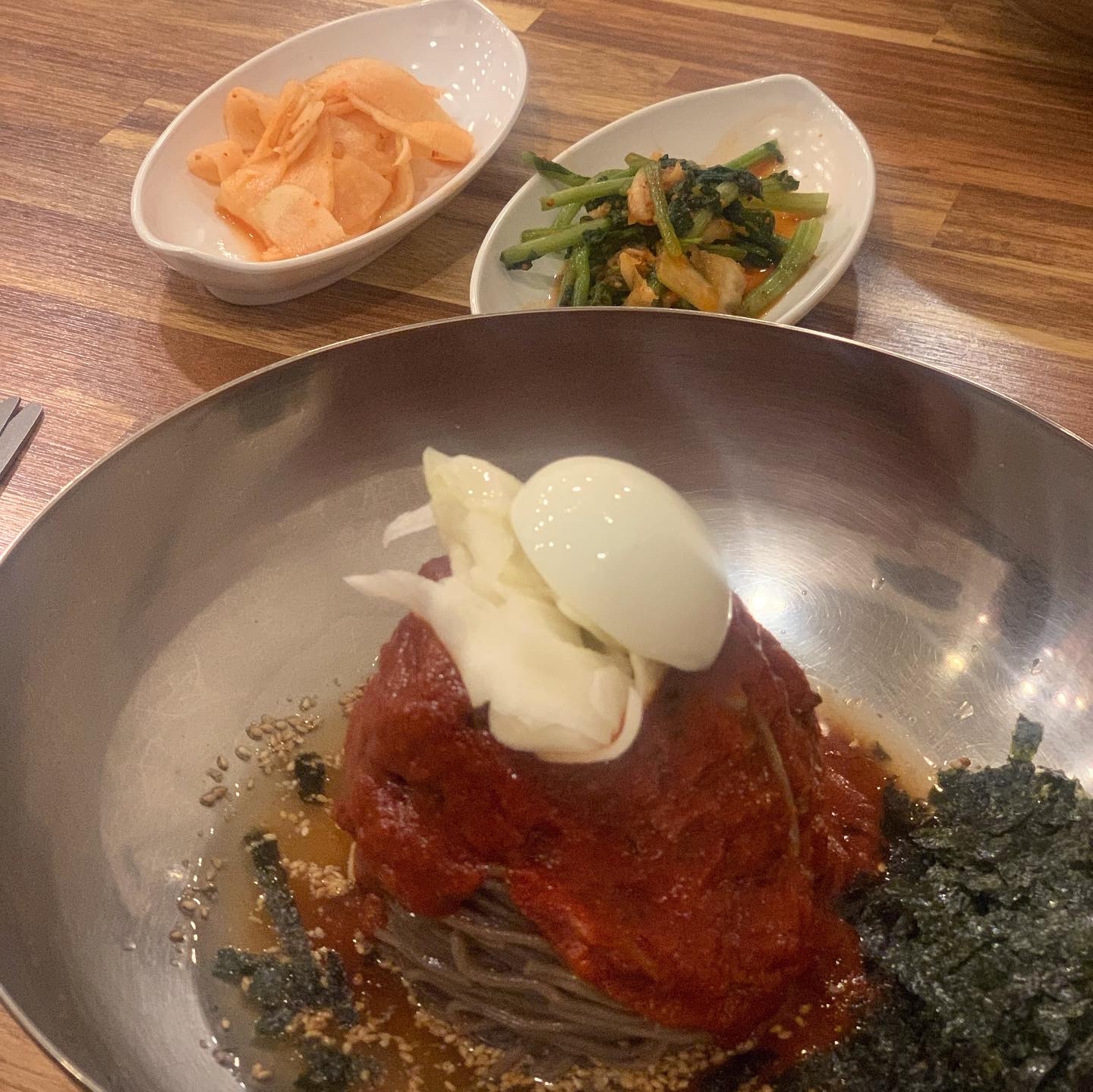 재를린테이블 이미지