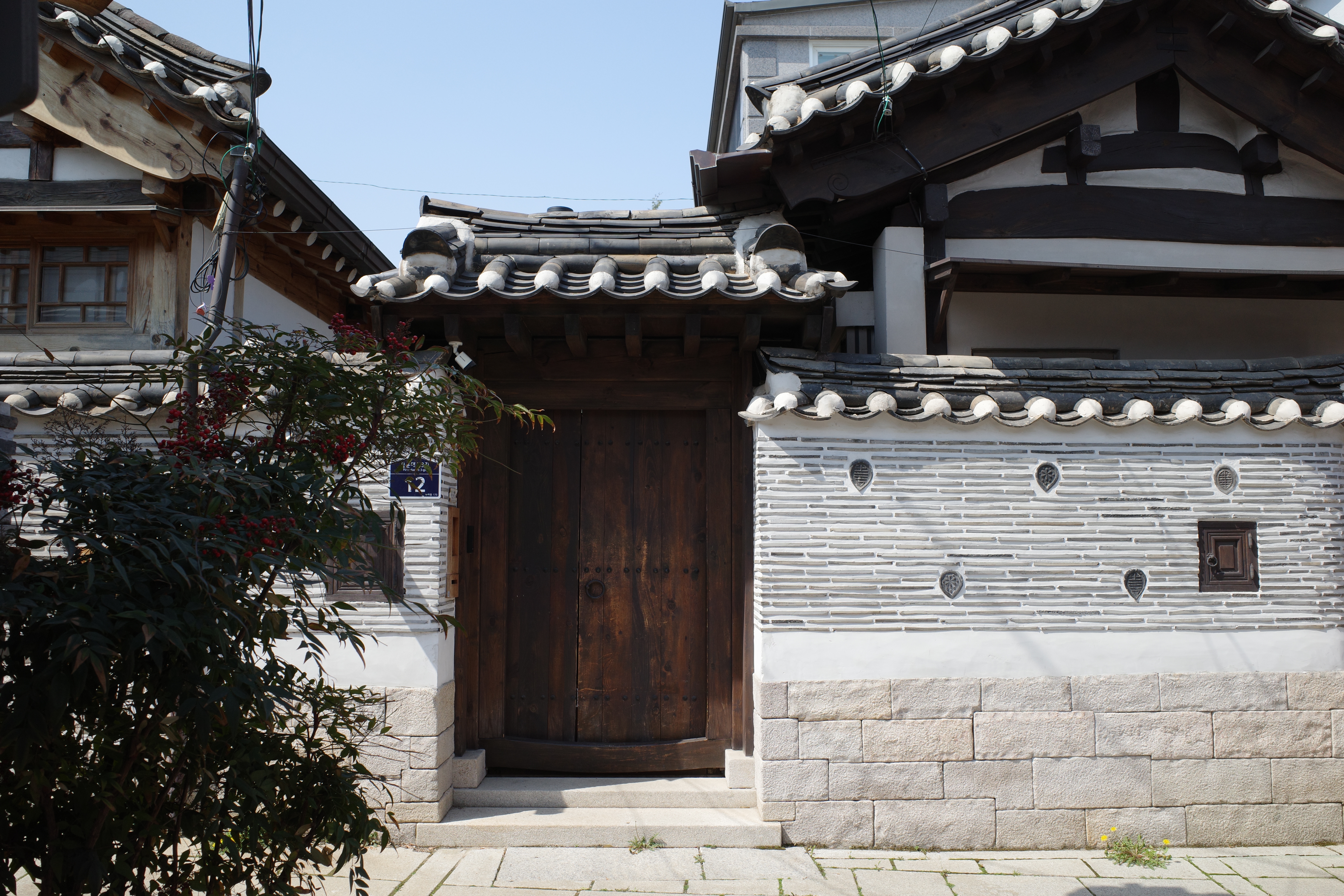 머무는 곳이 말해주는 것 [서촌 숙소|한옥에세이 서촌]