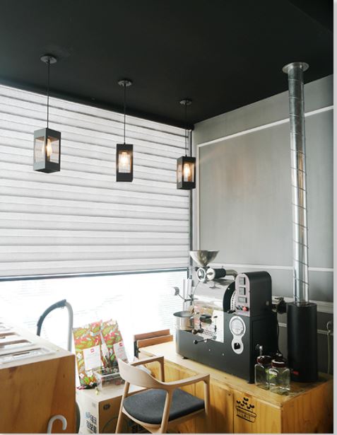 갓 볶은 원두 향이 가득한 하남 Caffè BOBOS
