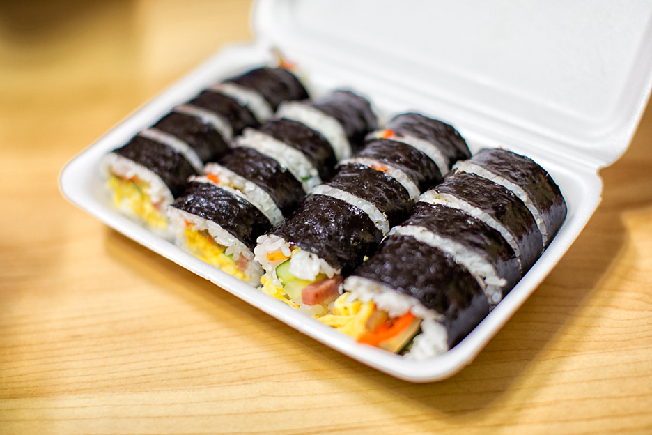 경주 교촌마을에는 김밥집이 있다?