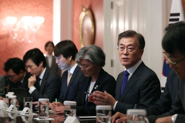文 “기대밖 대접... - FTA재협상 합의 외 이야기...