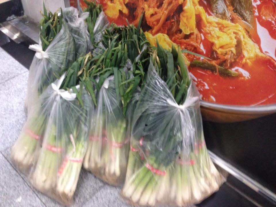 빈빈(彬彬) 이미지