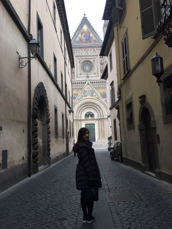 아직도 미스 한