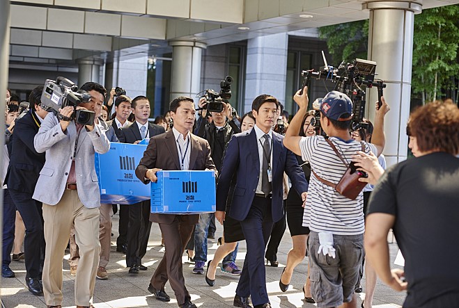 “특수부, 살아있는 권력에 충성하는 사냥개” - ...
