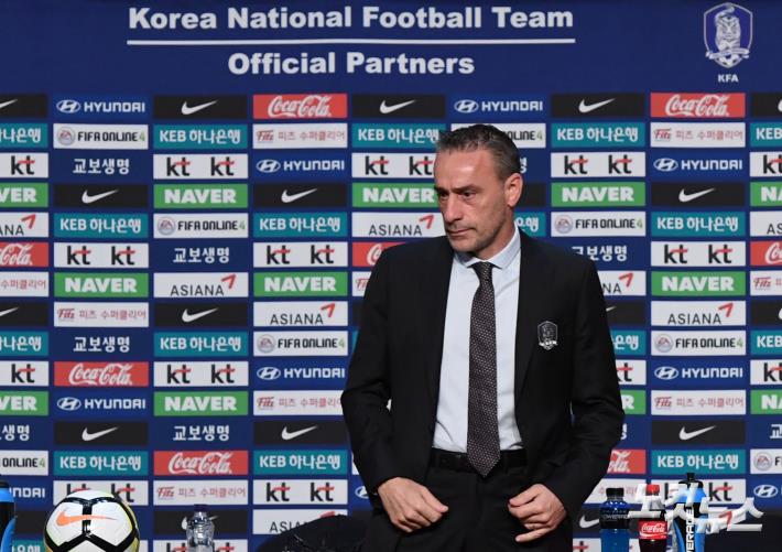 벤투 감독은 변화를 선택할 것인가