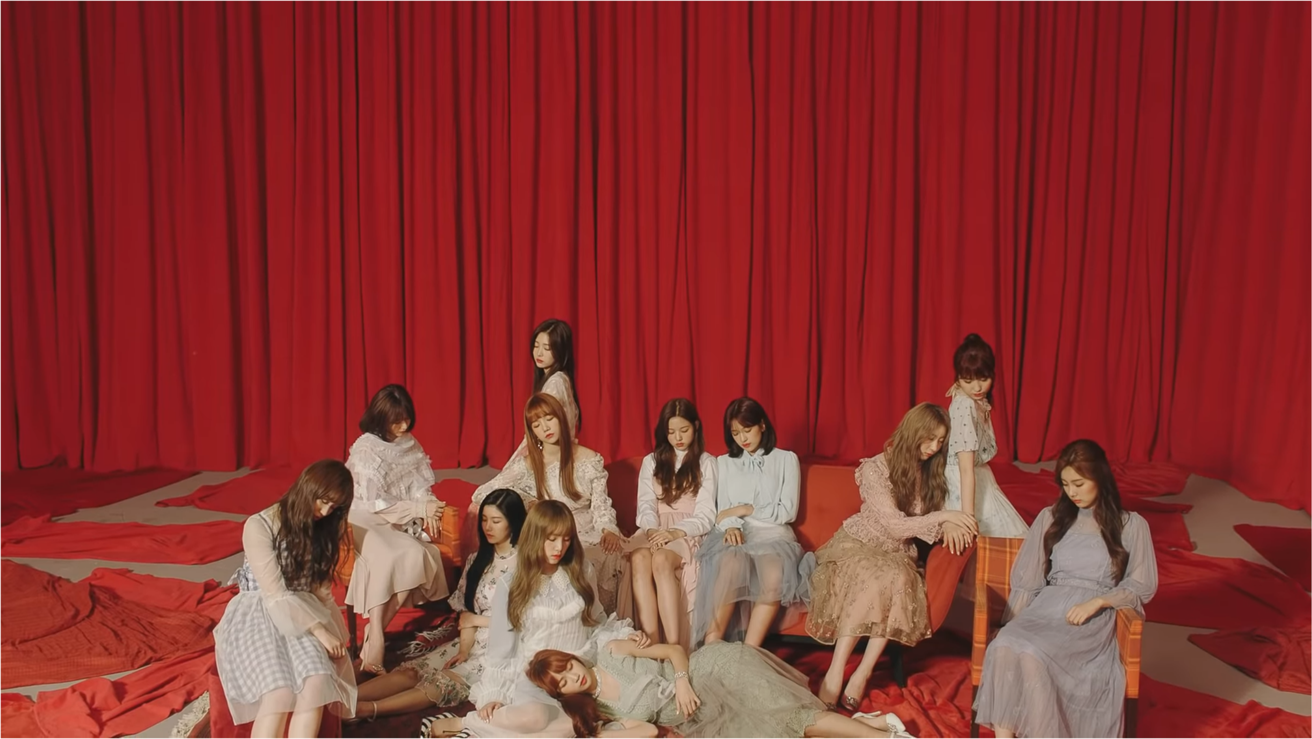 무난한 빨간 색칠 - COLOR*IZ|IZ*ONE (아이즈원)
