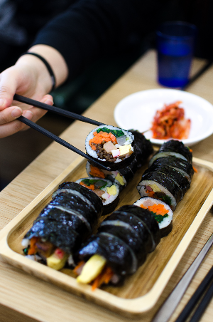 꼬다리김밥 이미지