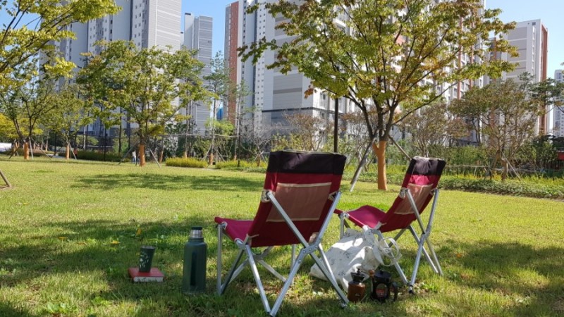 날씨도 좋은데 커피나 마시러 갈까? - 셀프 노천카...