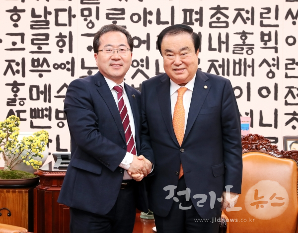 허석 순천시장, 문희상 국회의장 만나 핵심 국고지...