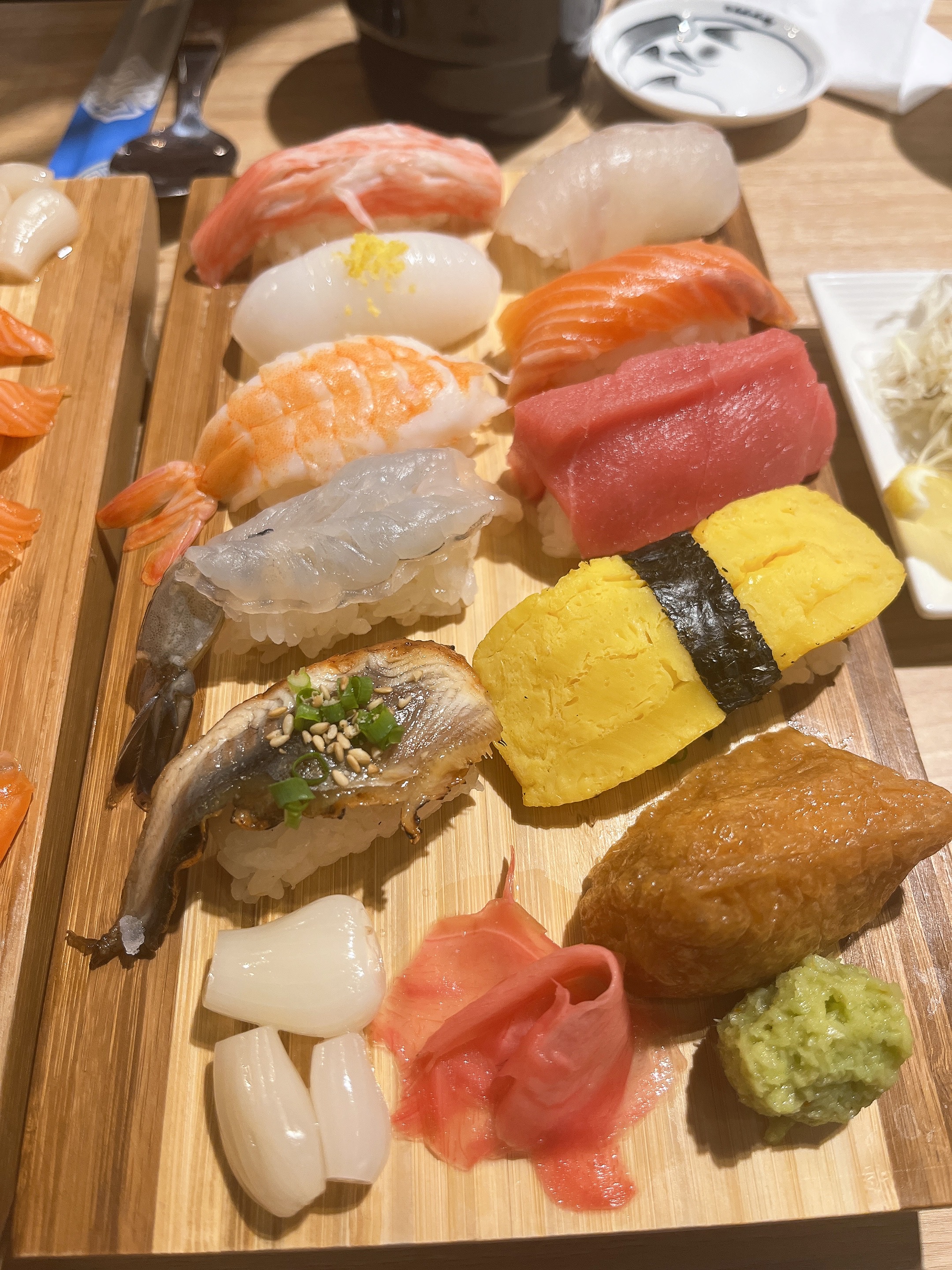 “선생님, 우리 식당에 초밥 먹으러 오세요”