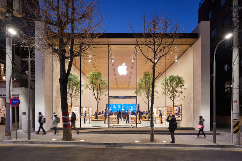 Seoul-Apple-Garosugil-01242018_big.jpg.large.jpg