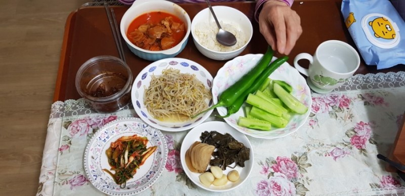 초원밥상 이미지