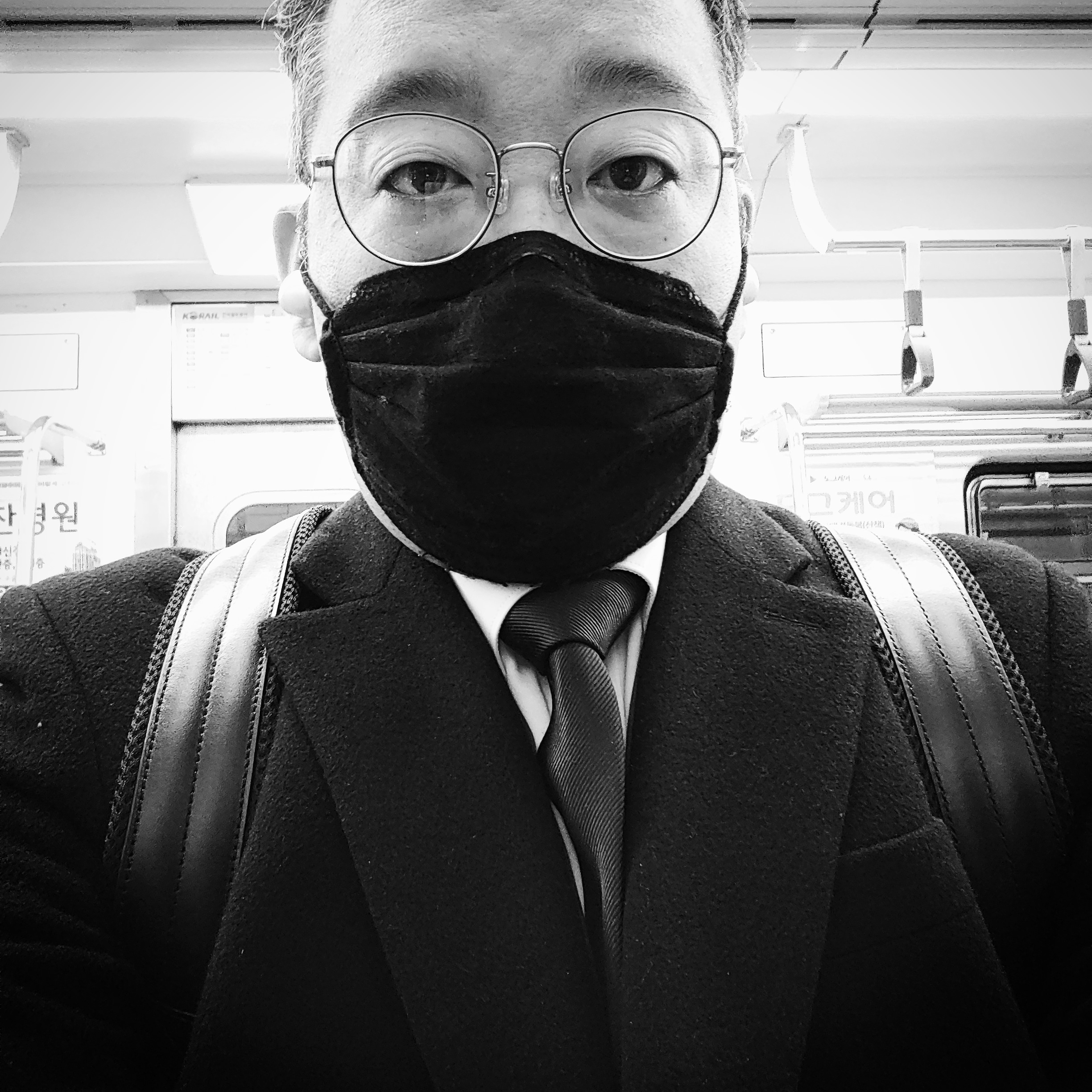 홍군생각 by 홍태근