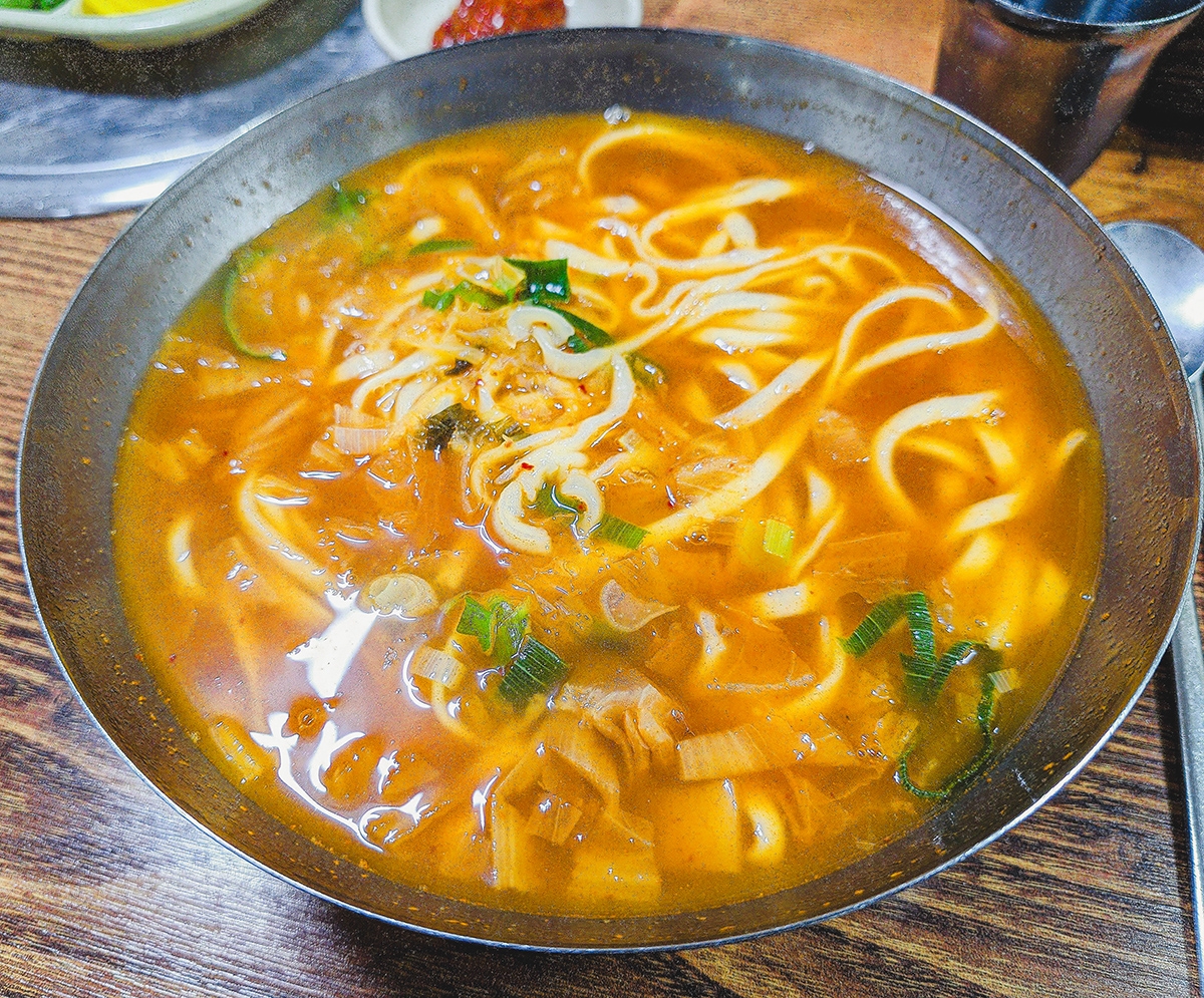 아줌마국수 이미지