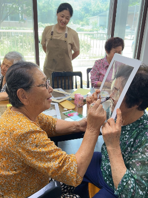꽃할매놀이터 이미지