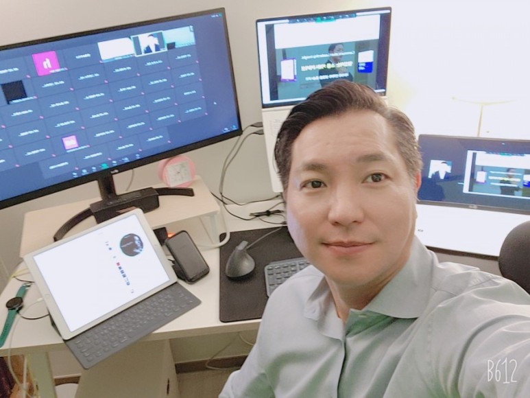 컬러인사이트 이미지