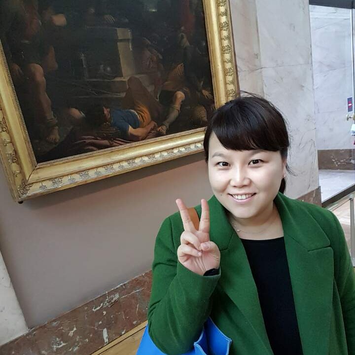 Christine Jeong Ryun Lee