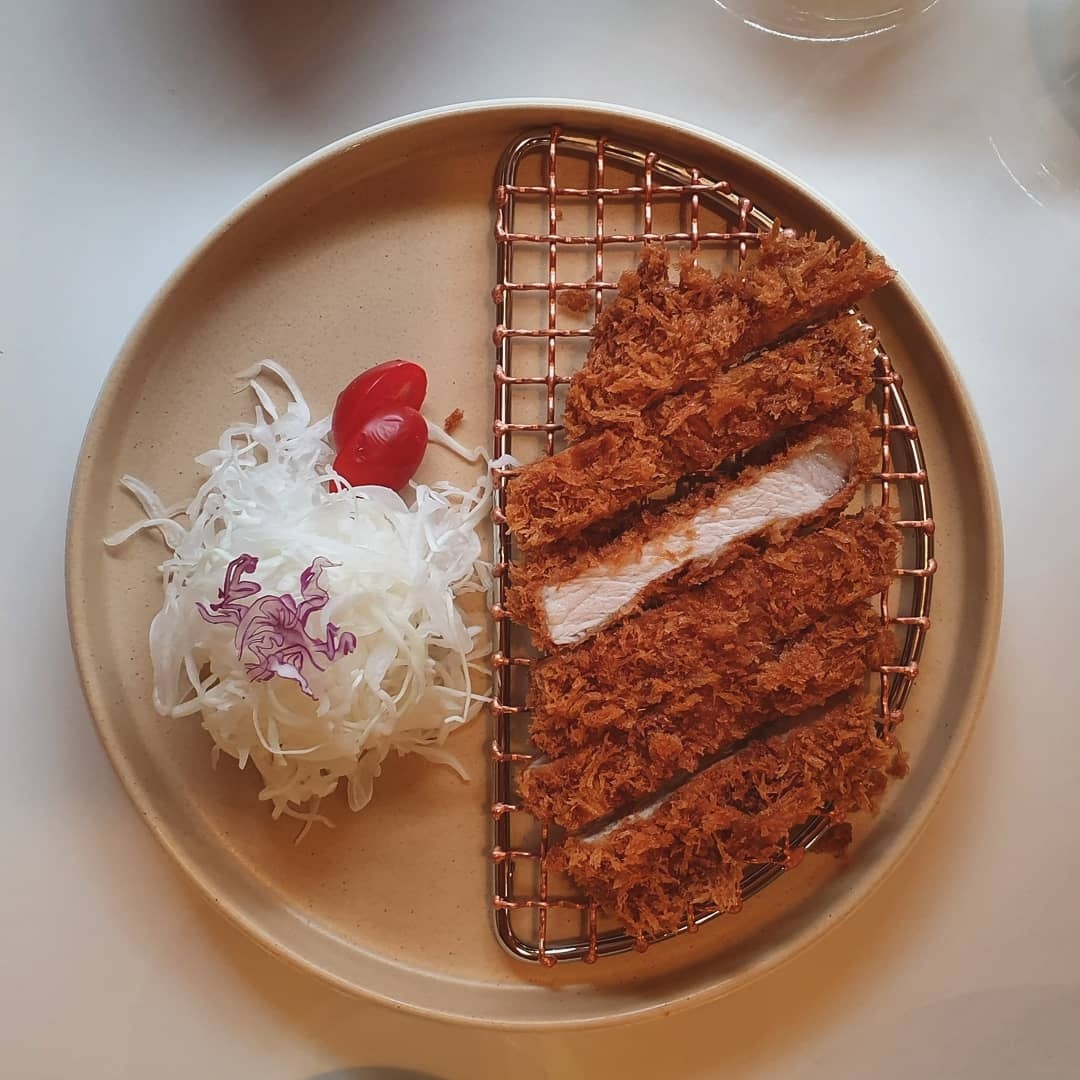 #8. 카츠카레 전문점 카린지