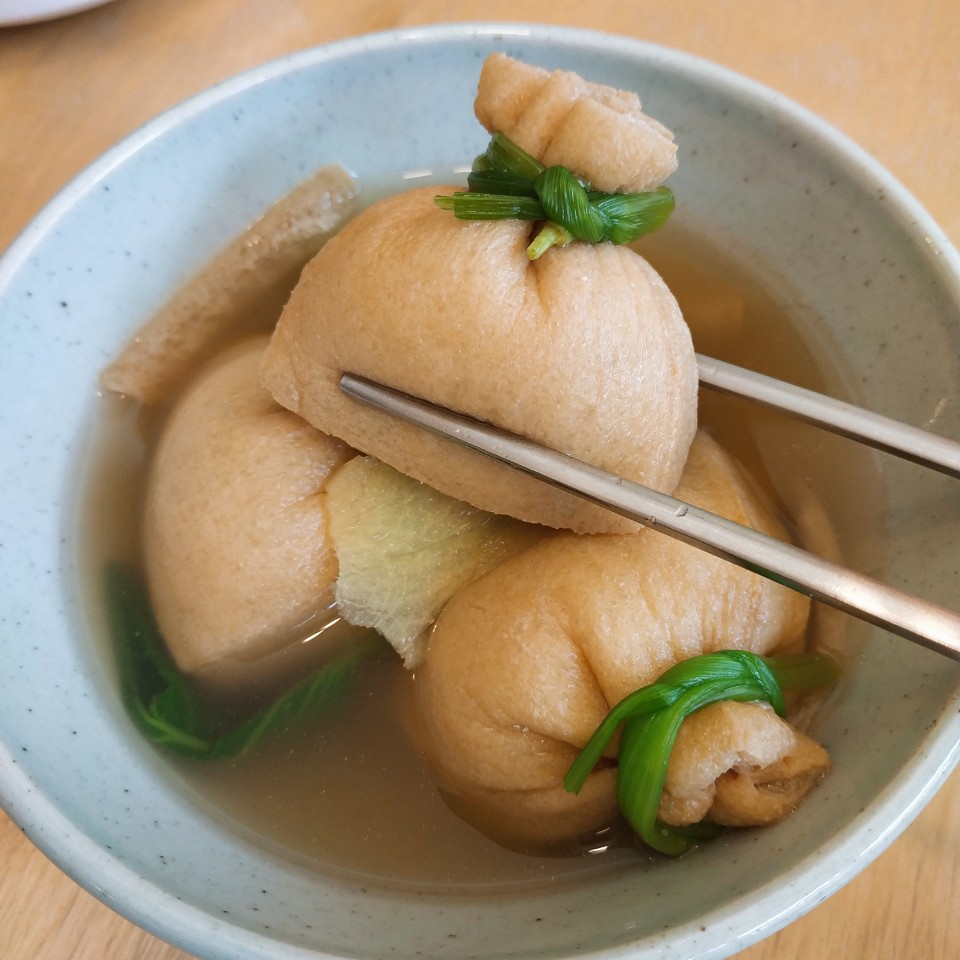 04화 열 숟가락 깨물어 안 맛있는 숟가락 없다 04화 열 숟가락 깨물어 안 맛있는 숟가락 없다 