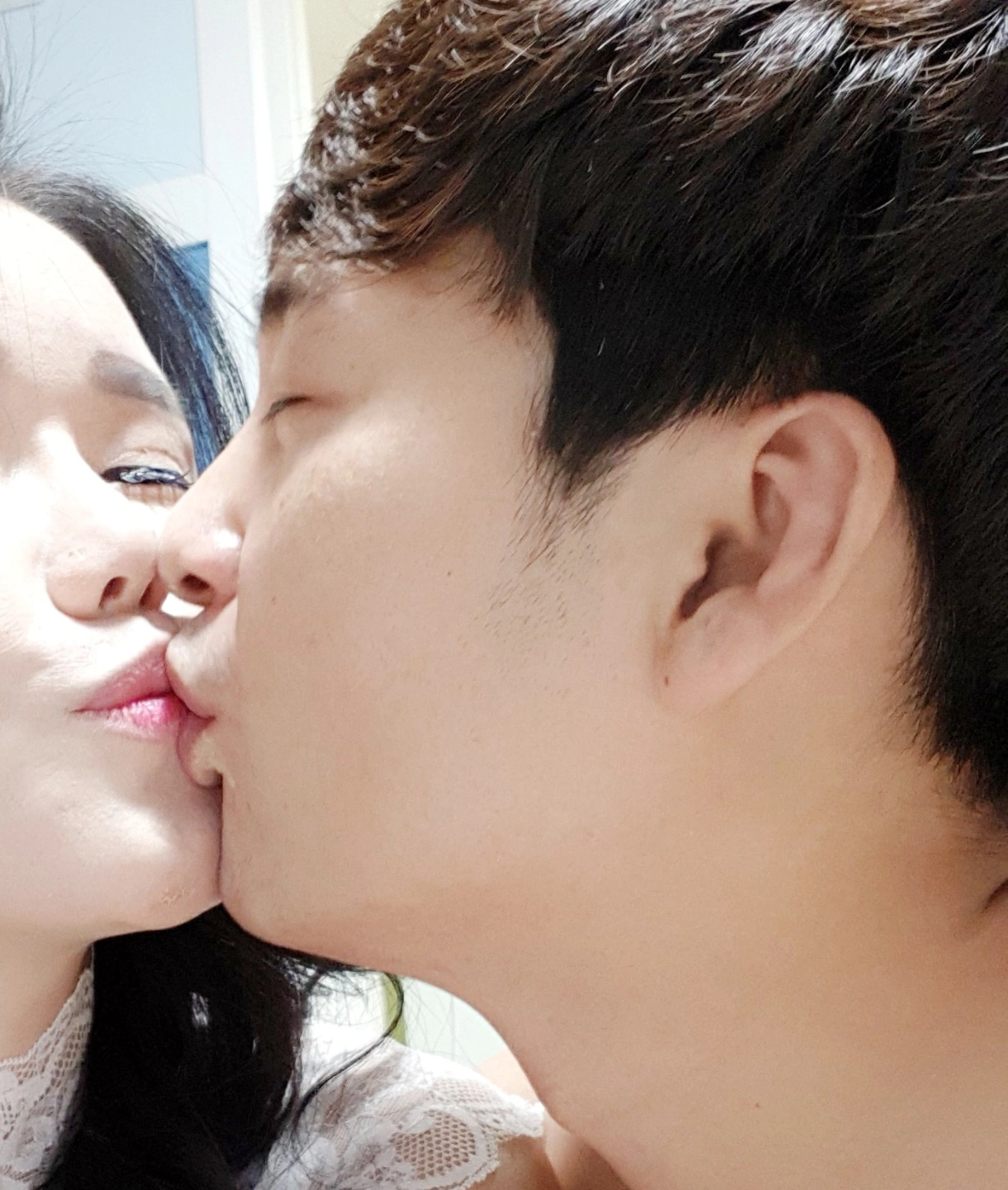 눈으로말하는여자