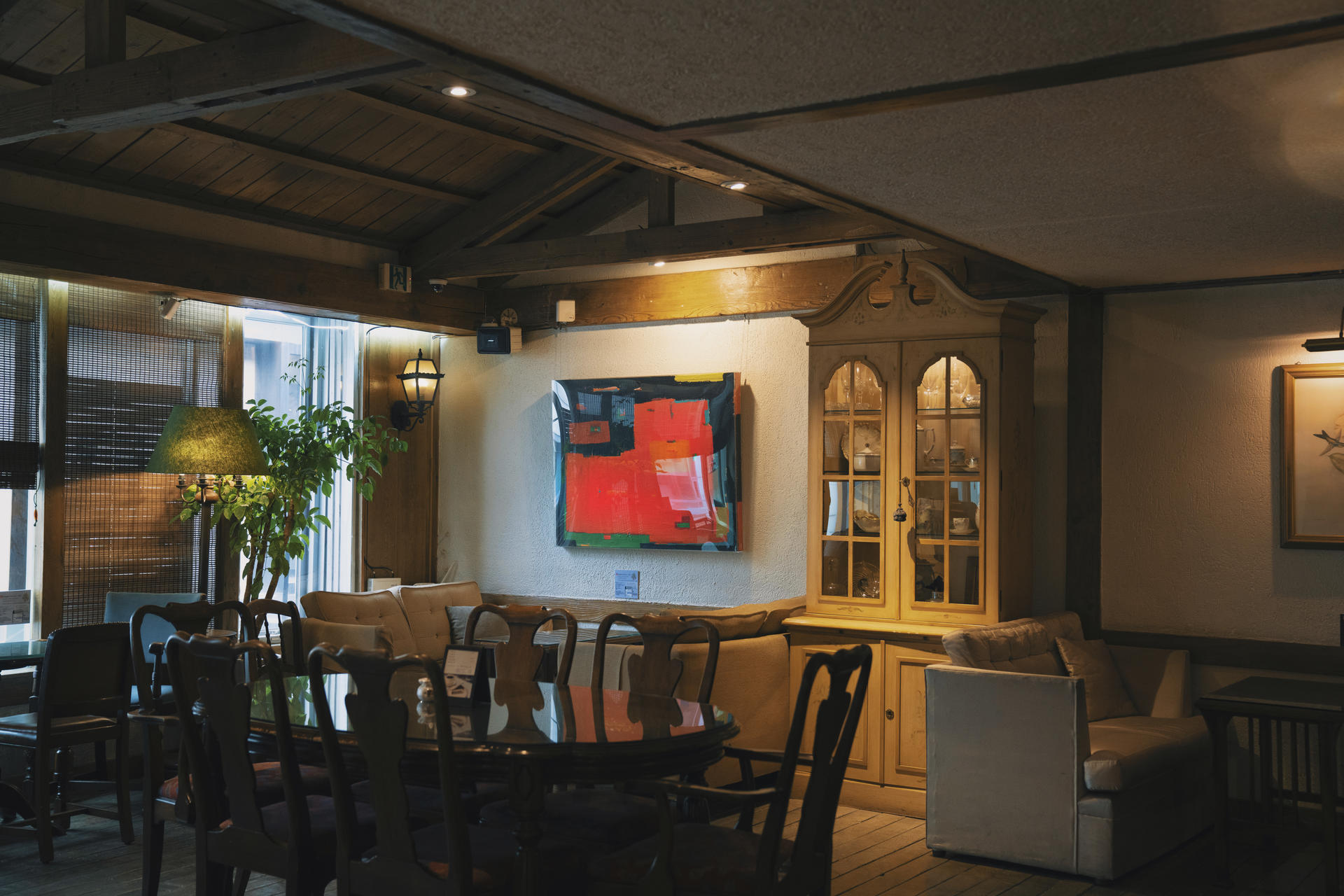 숨겨진 노포와 힙함이 공존하는 곳, 명동의 이면-2