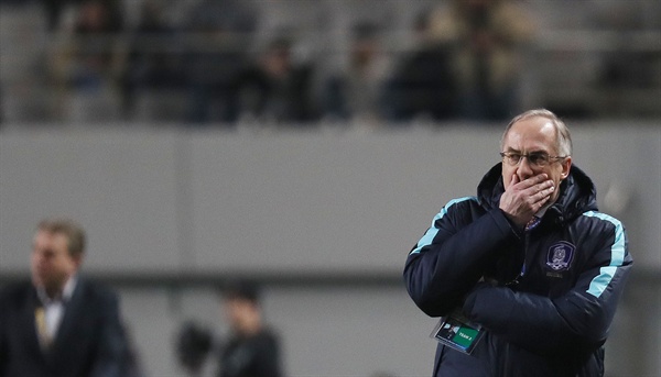 축구협회와 슈틸리케 감독 비판에 대하여 - 차라리...
