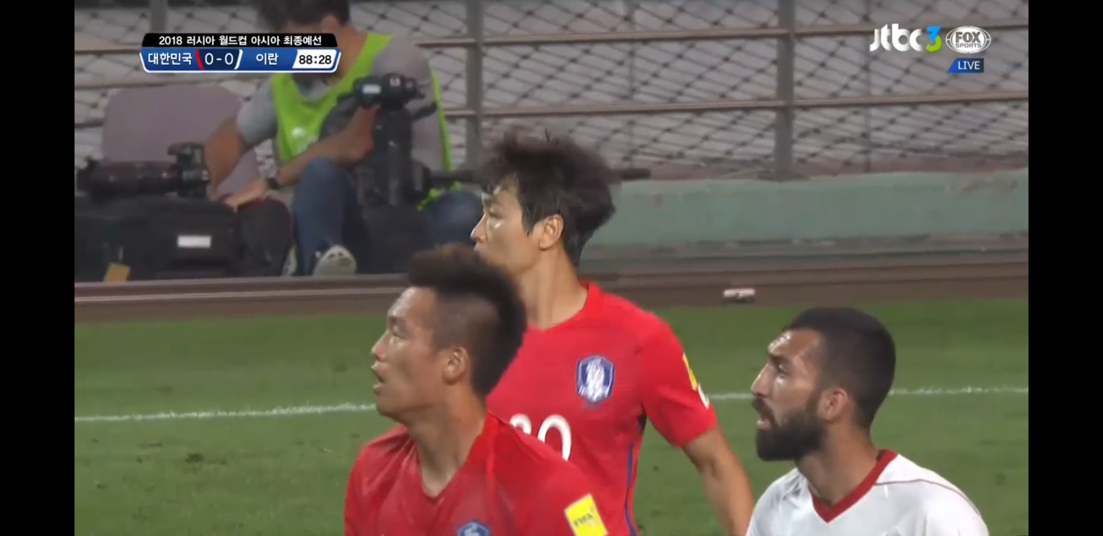 신태용 감독의 이동국 바보 만들기 성공 - 축구대...