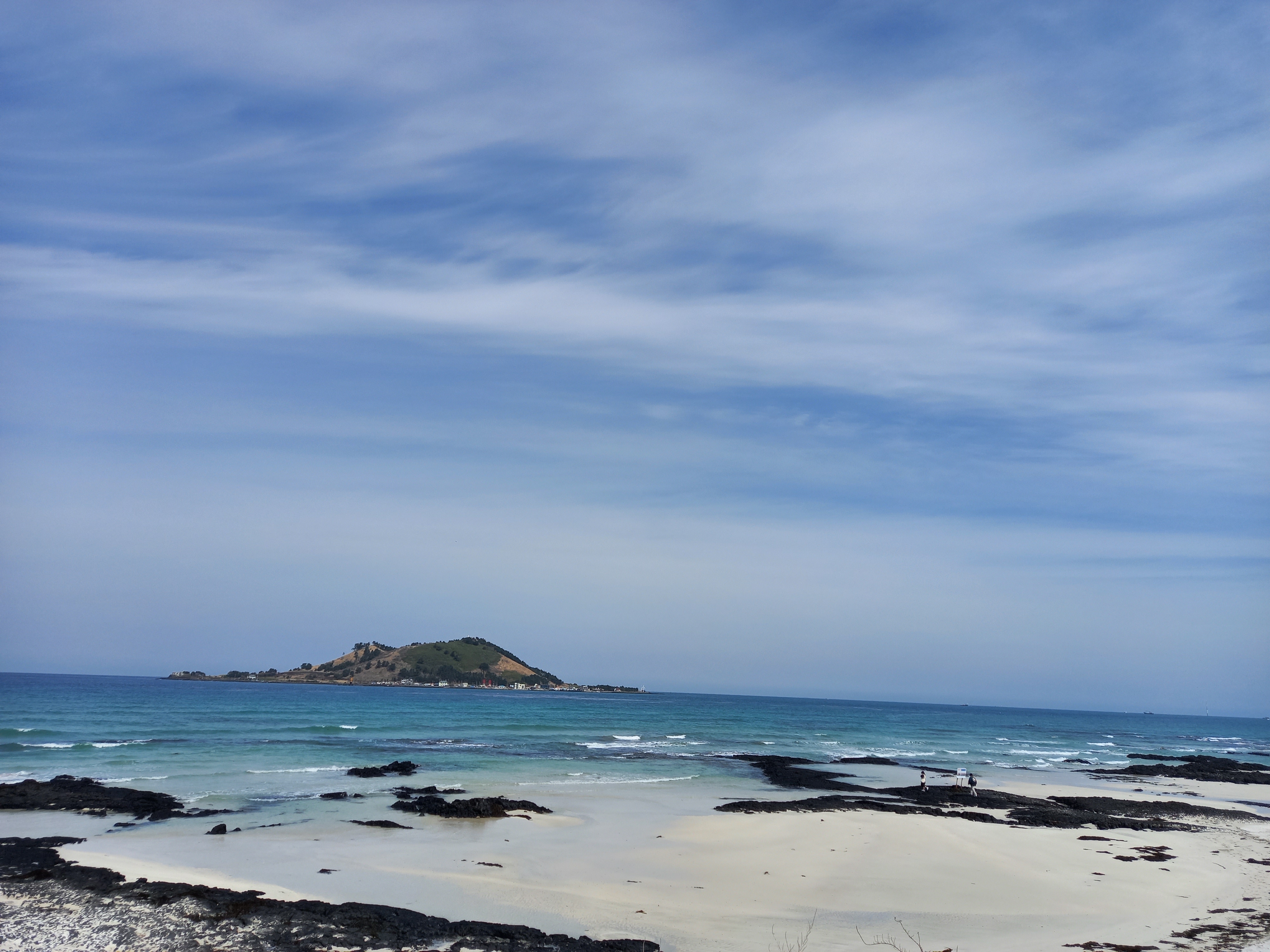 파도가 두고 간 바다