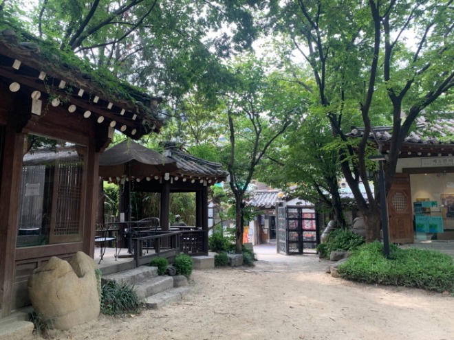 한옥골동품 이미지