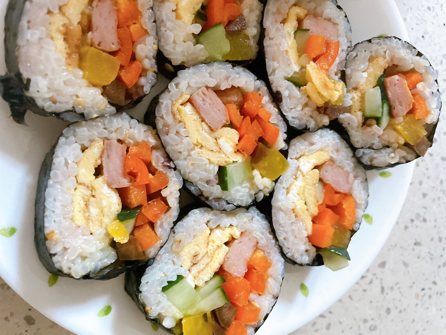 꼬다리김밥 이미지