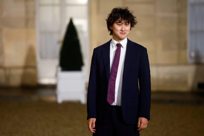 알렉산더 왕.jpg