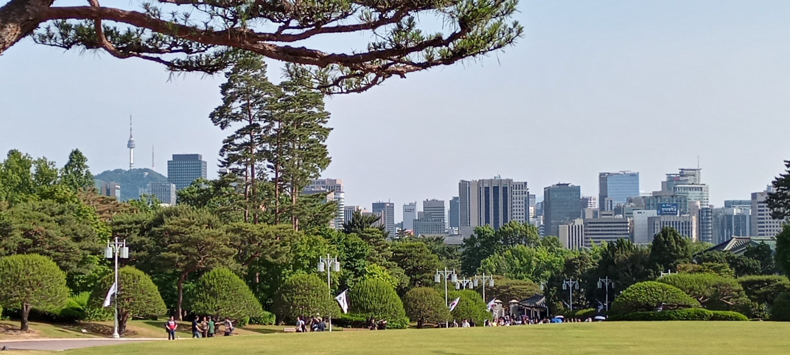 FRONT YARD(앞마당) 이미지
