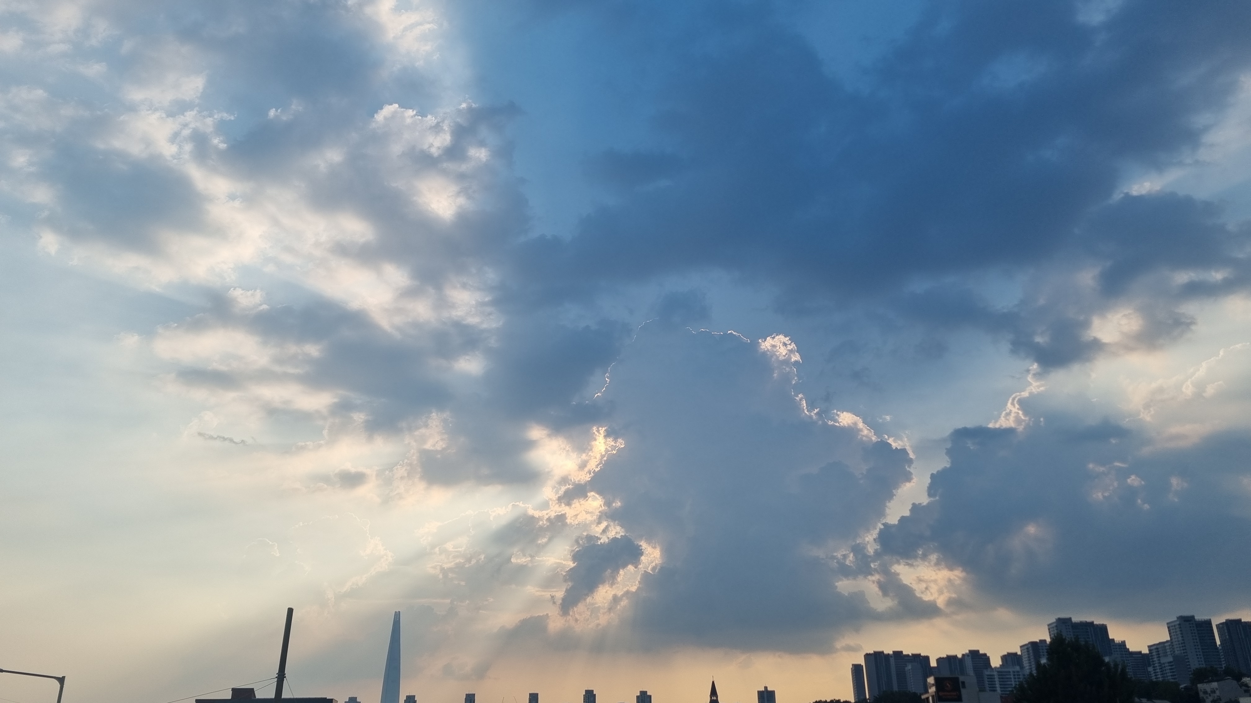 스밀스밀