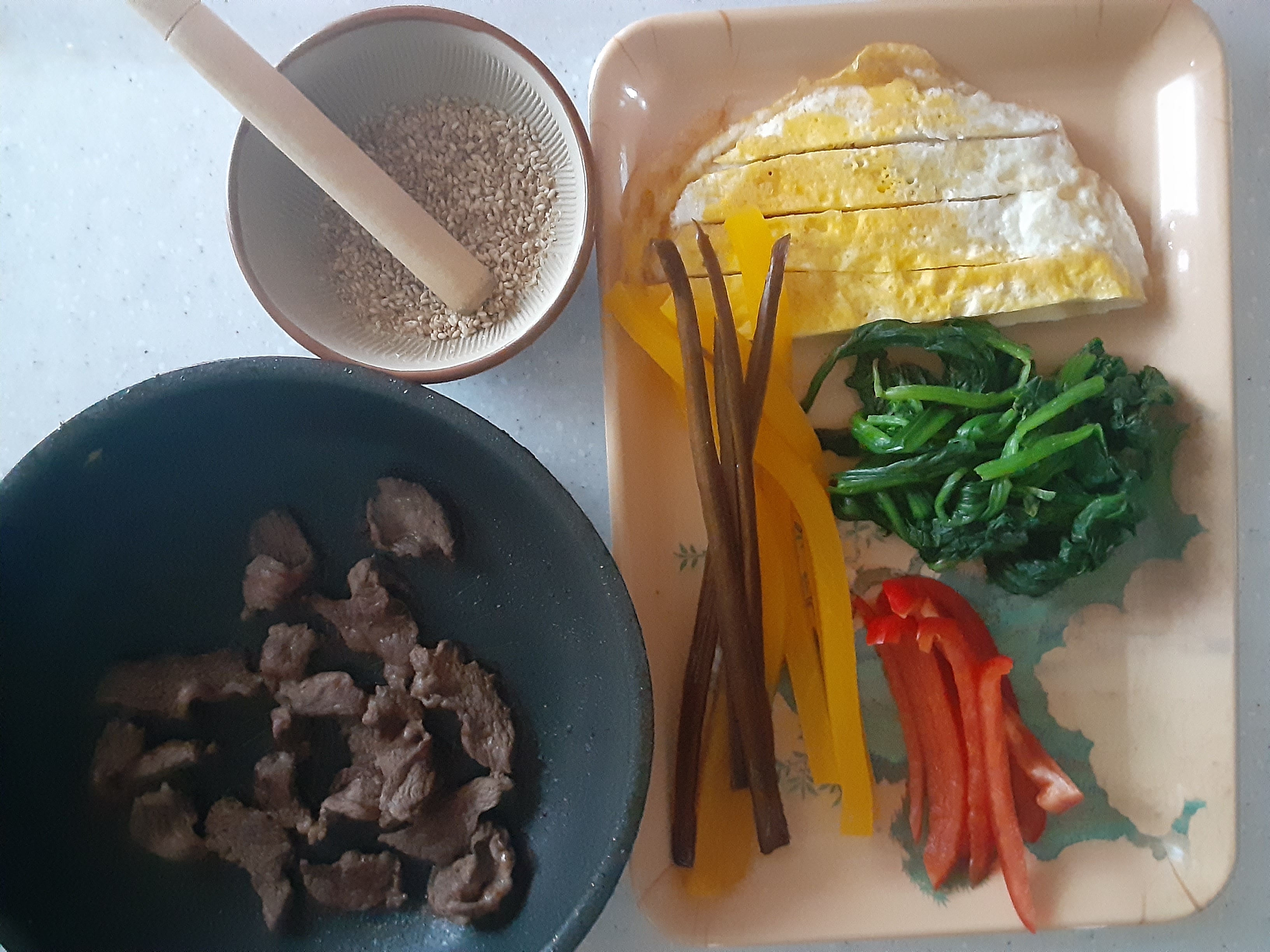 주홍김밥 이미지