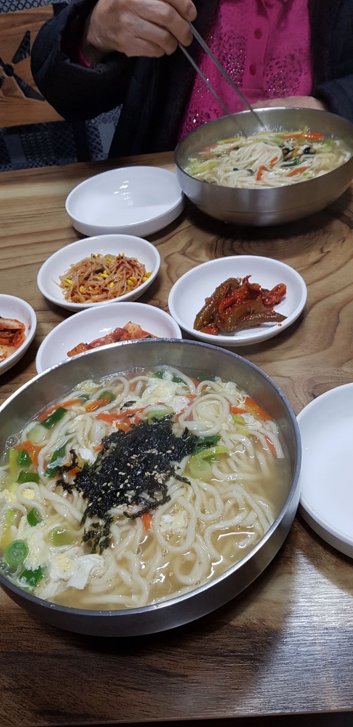 명품칼국수 이미지