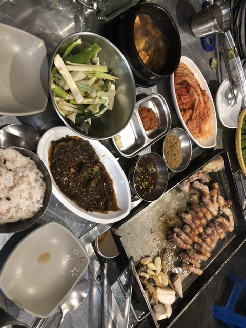 홍구삼겹 이미지